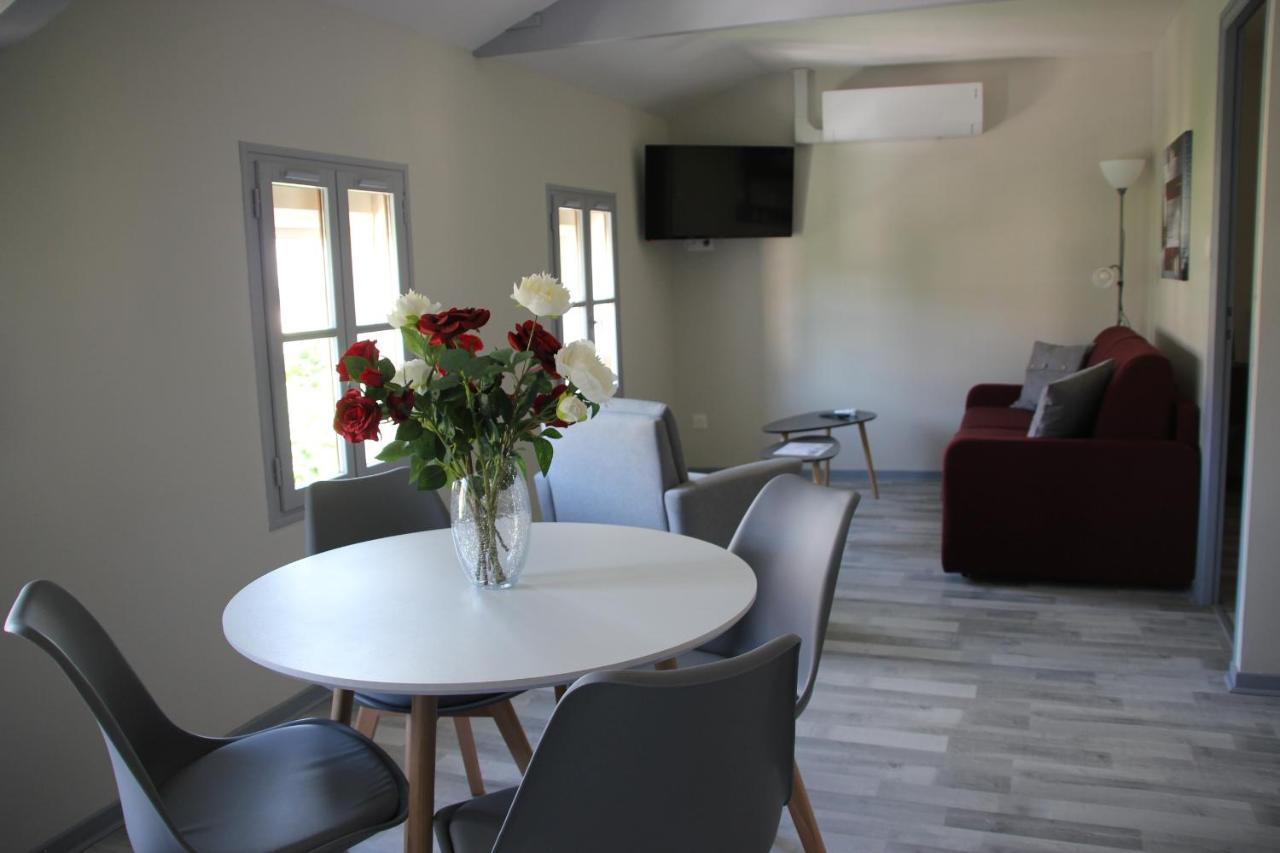Les Appartements Du Saint Hubert Arcis-sur-Aube Exteriör bild